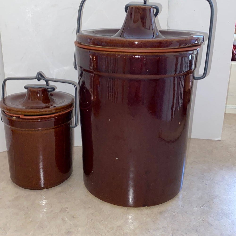 Vintage glazed locking mid century crockery canister set.